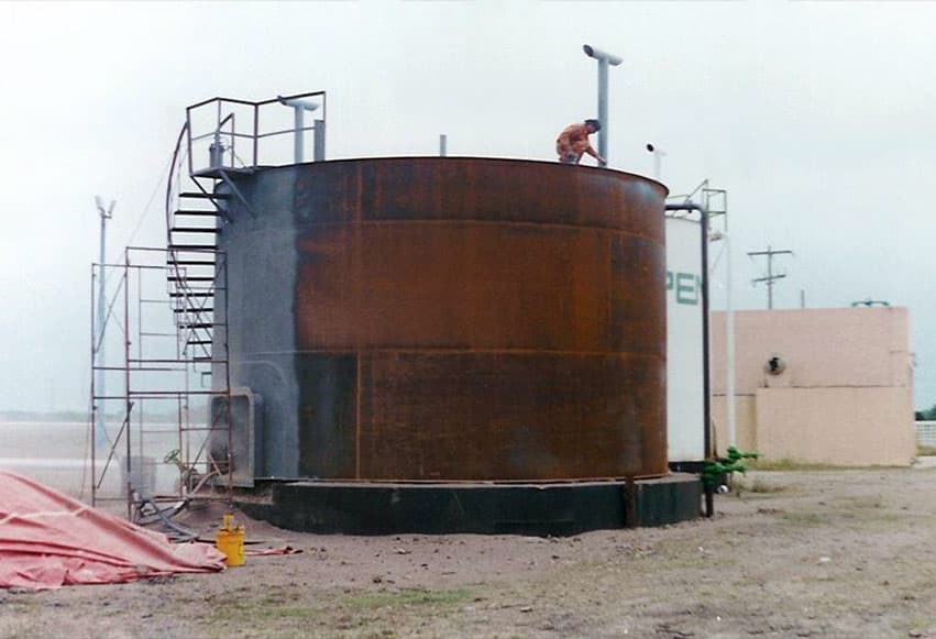 Storage tank suffering from external corrosion